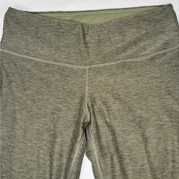 New Balance Super Soft  Heathered Dark Olive Green
Leggings Size Small - Picture 4 of 9